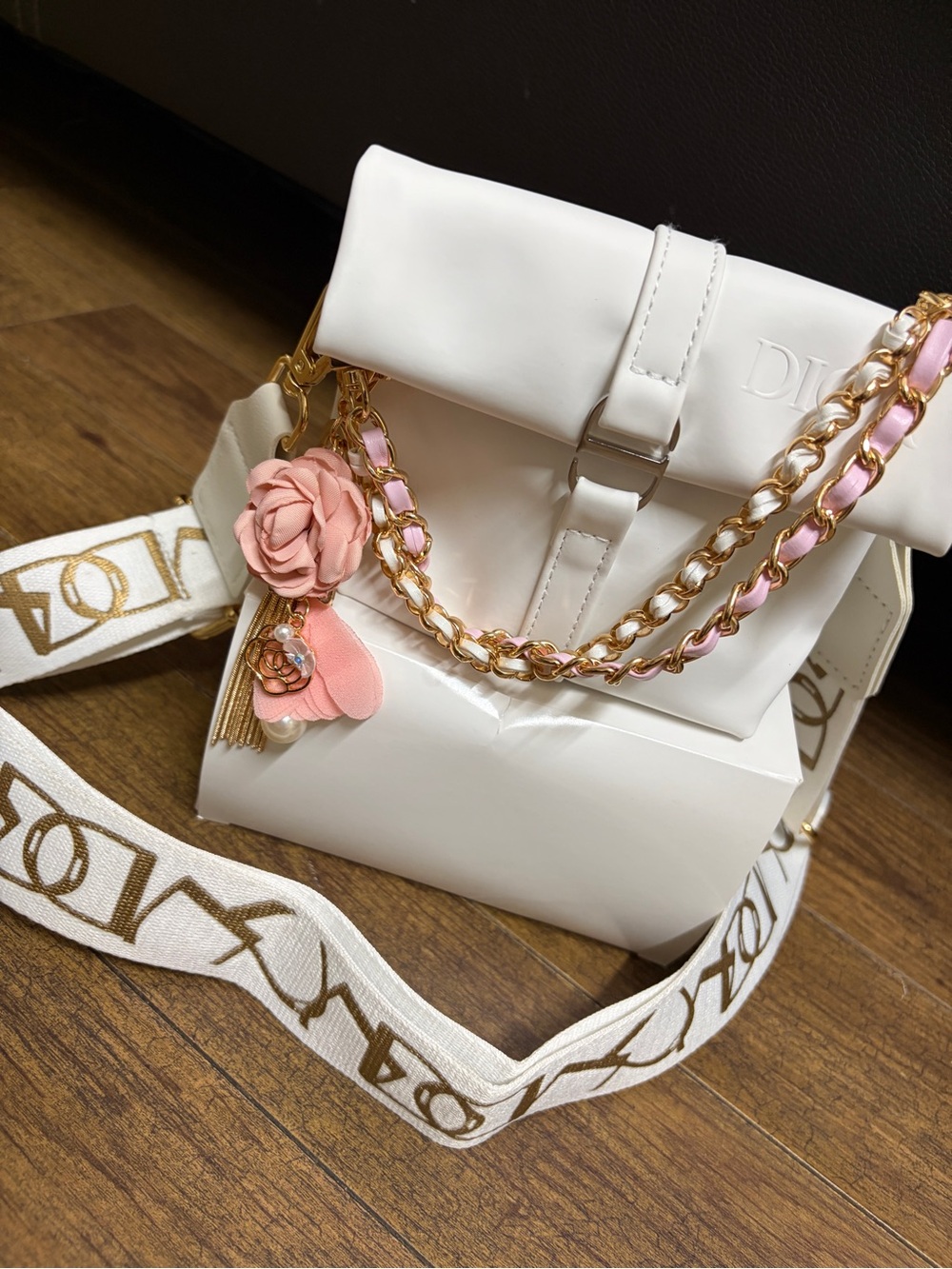 Dior - Picture 6 of 13